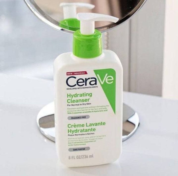 CeraVe Hydrating Cleanser with Hyaluronic Acid & Ceramides – Moisturizing Face Wash for Normal to Dry Skin (236ml).