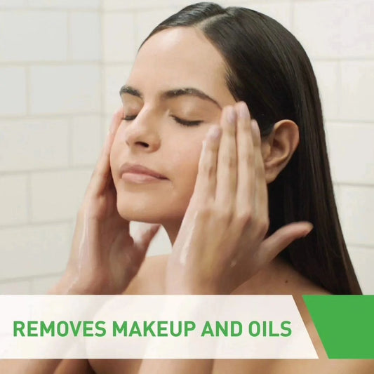 CeraVe Hydrating Cleanser with Hyaluronic Acid & Ceramides – Moisturizing Face Wash for Normal to Dry Skin (236ml).