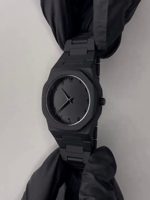 Black Aura Quartz Watch – Stylish Analog Watch for Men & Boys